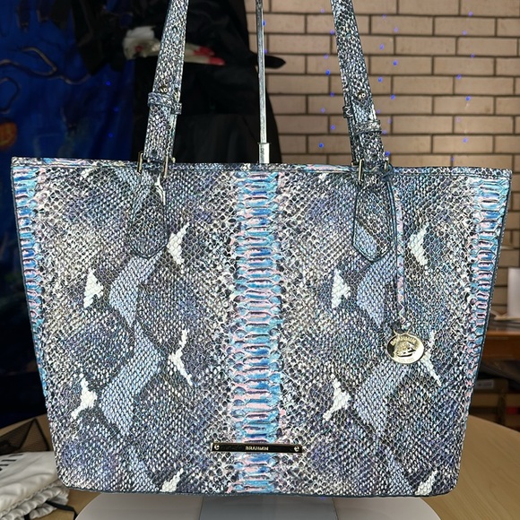 Brahmin Handbags - 💥BRAHMIN - Medium Misha Snakeskin Embossed Tote - CM192